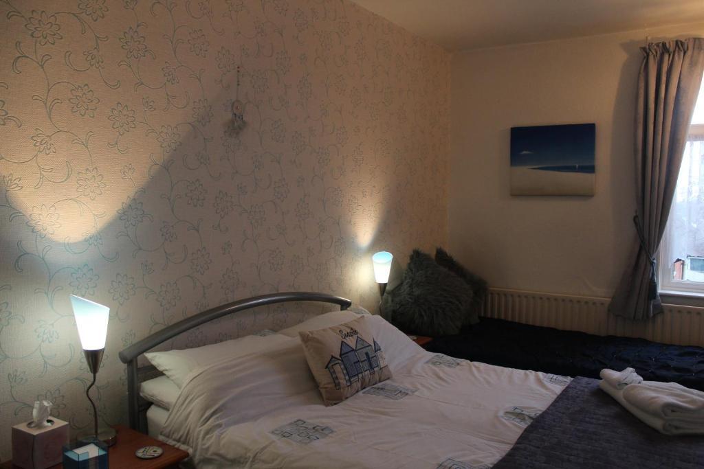 The Lyndsay Guest House Skegness Room photo