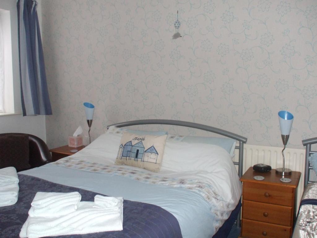 The Lyndsay Guest House Skegness Room photo